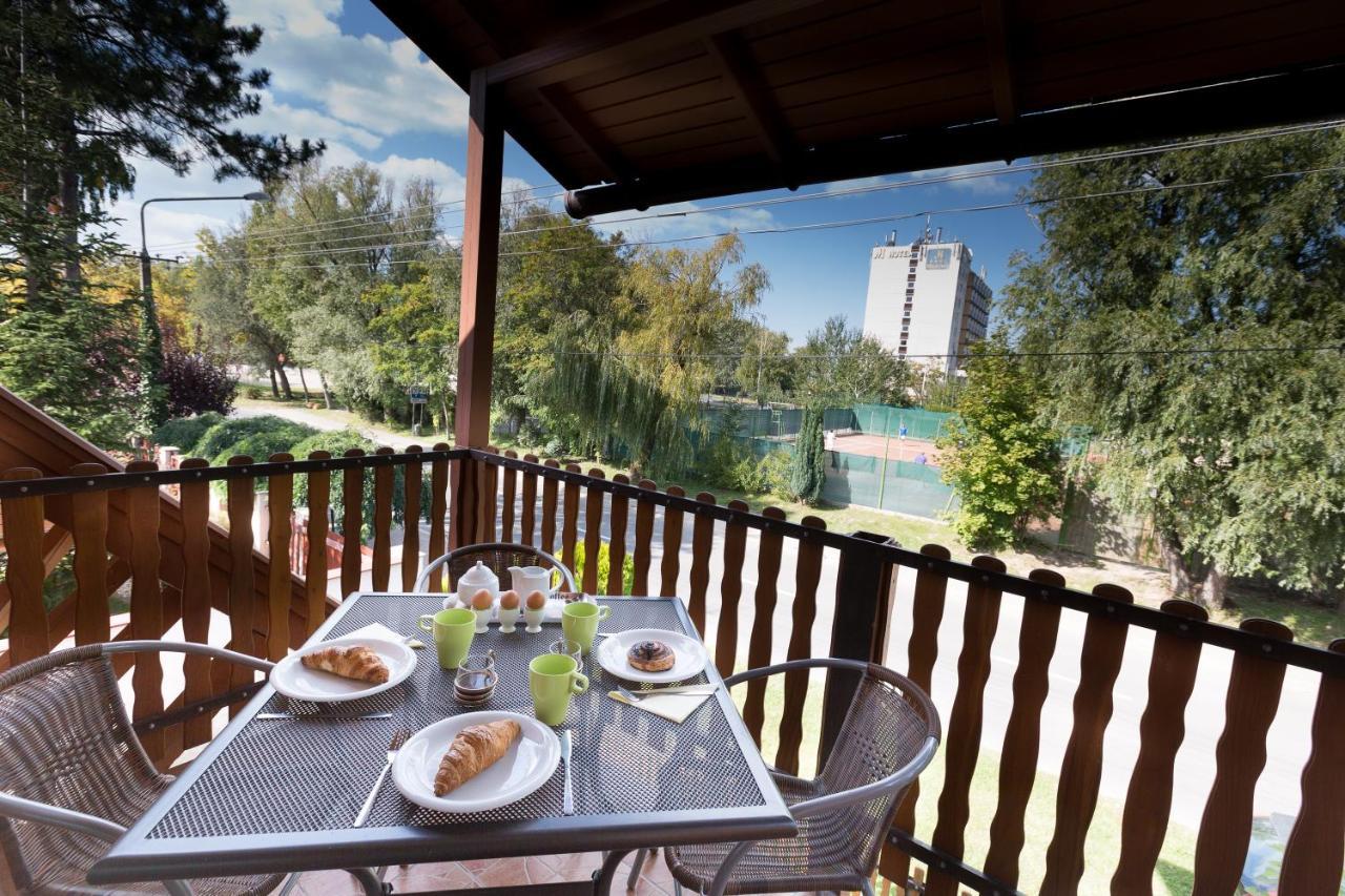 Holiday House Siófok Eksteriør billede